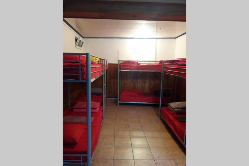 20 Couchages Cilaos Centre Villa Esterno foto